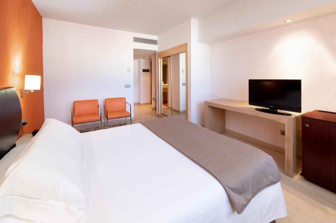 Cristina By Tigotan Palmas Hotel 5*