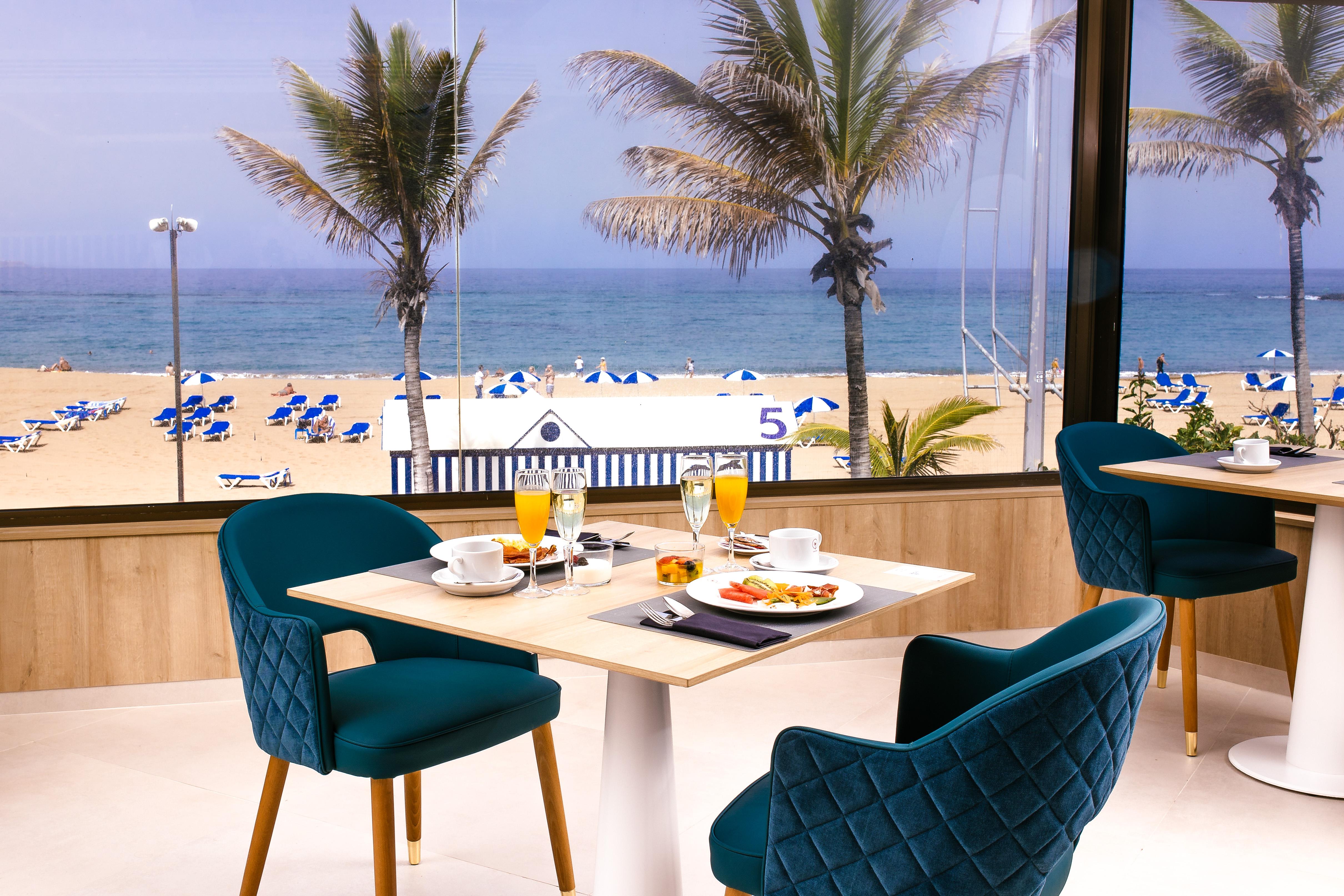Hotel Cristina By Tigotan Palmas 5*